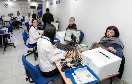 800 mije karta identiteti te skaduara: Ende asnje vendim per shtyrje te afatit